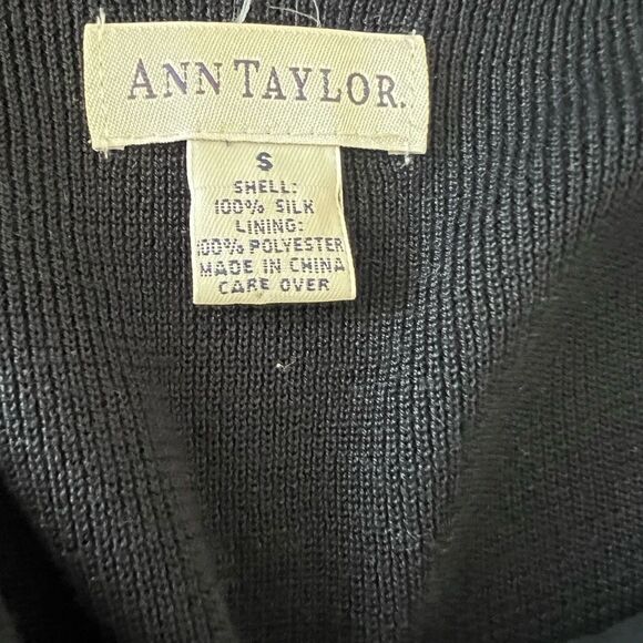 Black knitted sleeveless top beads embellishments size Small - Picture 6 of 7